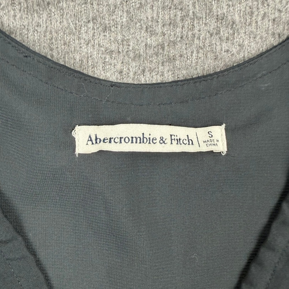 Abercrombie & Fitch Women's S Small Black Long Sleeve V-Neck Tie Front Crop Top - Picture 3 of 6